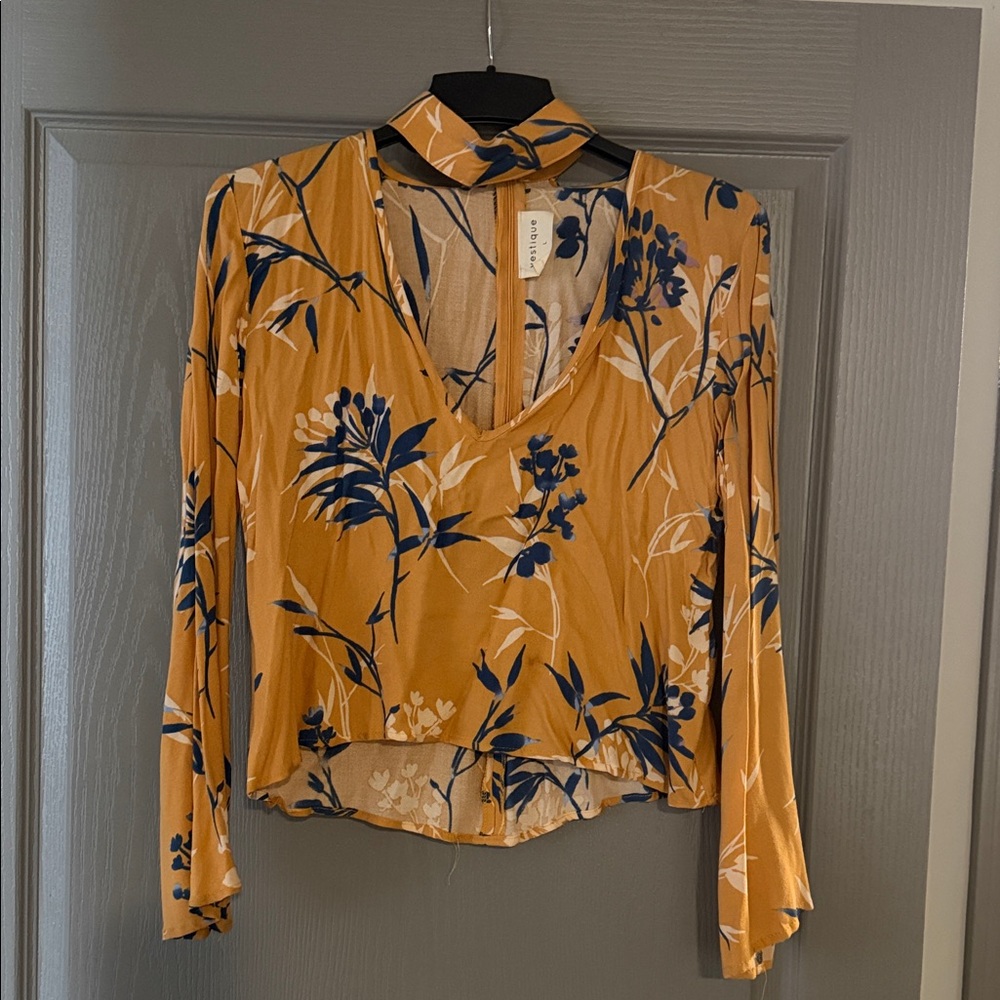 Vestique Mustard and Navy Floral Blouse